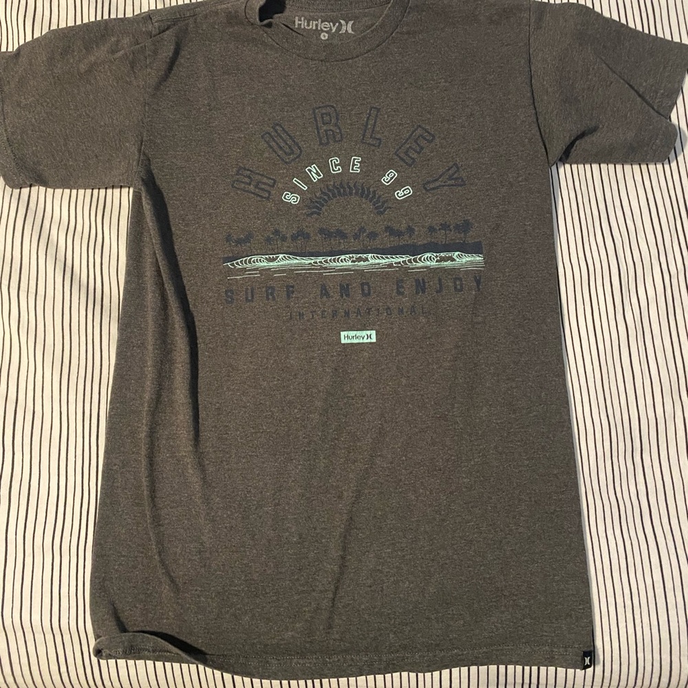 Hurley T-shirt